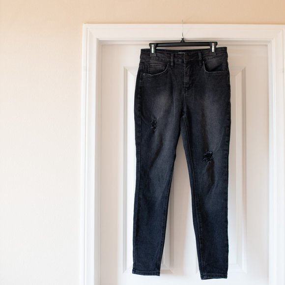 Royalty High Rise Skinny Jeans - Picture 10 of 13
